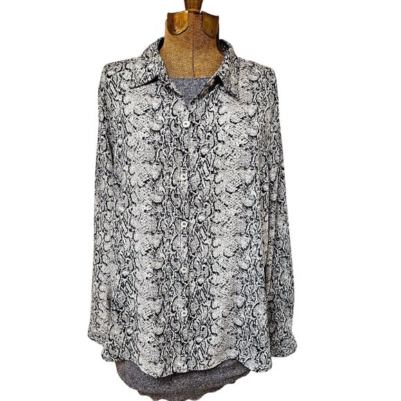 Liz Claiborne Lizsport Womens Petite Large Snake Print Button Up Blouse - Picture 1 of 11